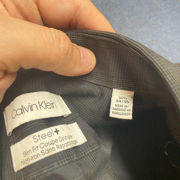 Calvin Klein Slim fit non iron (16.5) dark grey shirt - Picture 2 of 6